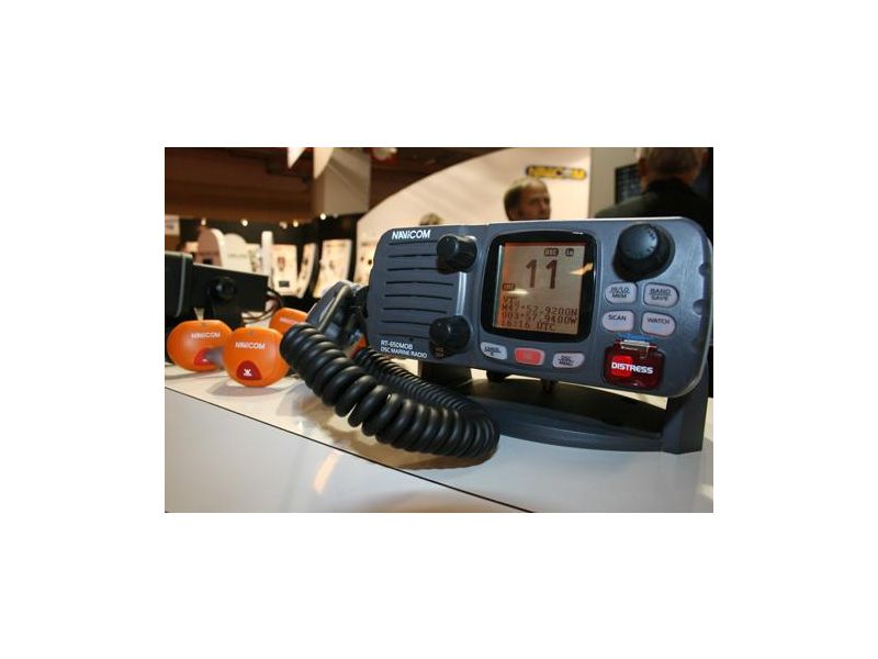 Todo lo que debes saber sobre la radio VHF marina
