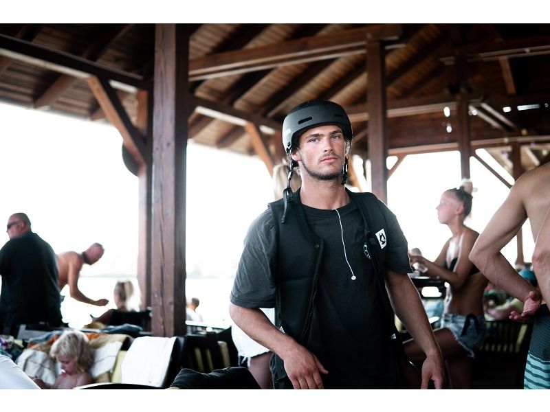 ¿Cómo escoger tu casco wakeboard?