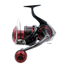 Carrete spinning Daiwa Maverick MQ - 8000 XH