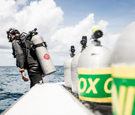 botellas de buceo mezcla de gases cilindros de buceo