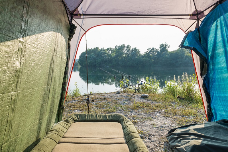 Una cama carpfishing para la pesca a la carpa cama carpfishing