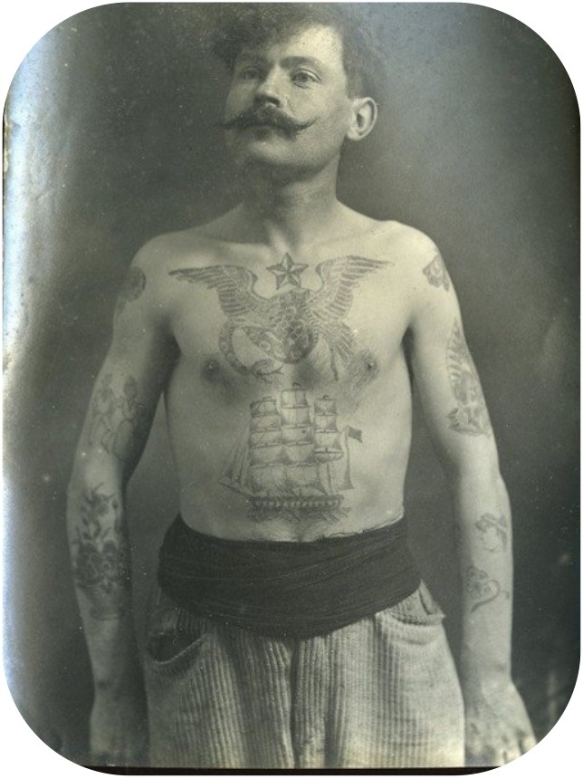 tatuaje marino supersticion