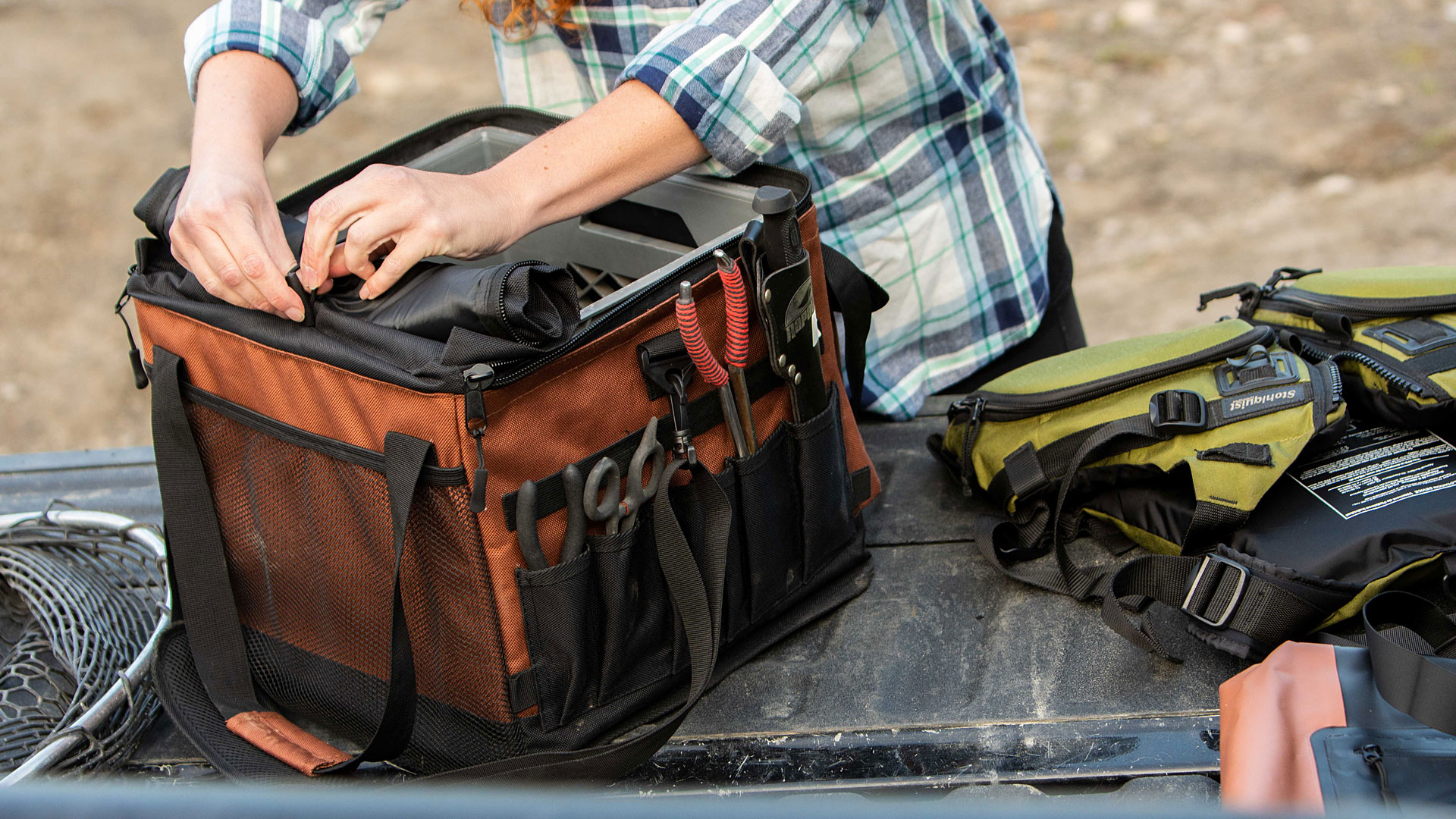 material pesca en kayak de mar