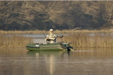 Gilet de pêche Plastimo Homme portant un gilet de pêche