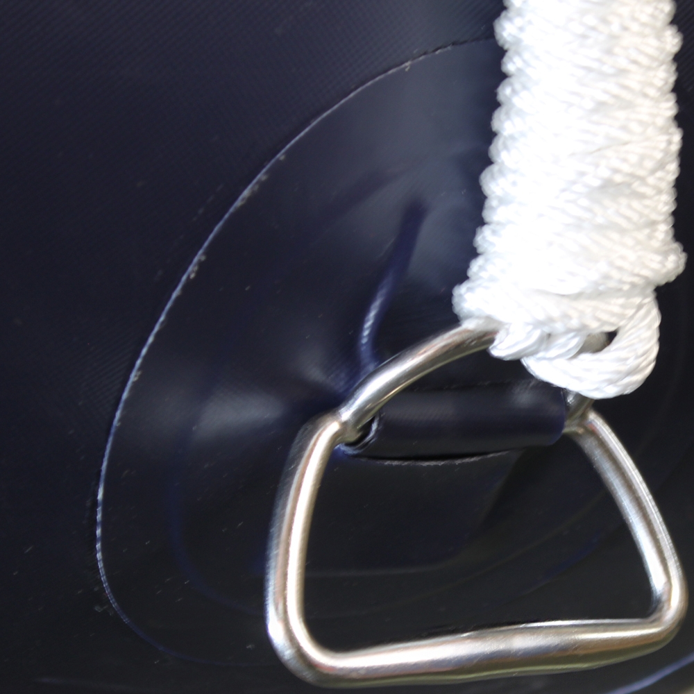 Anilla frontal con cuerda de remolque