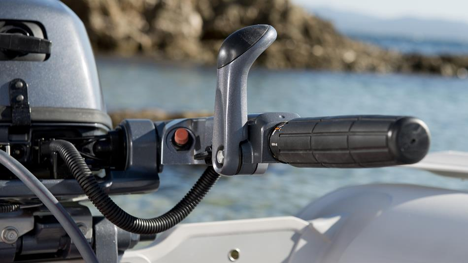 Controles y diseño avanzados caña del timón 