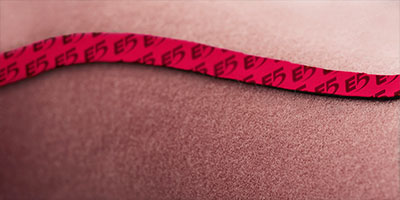 Traje de surf con bandas de neopreno para mayor resistencia